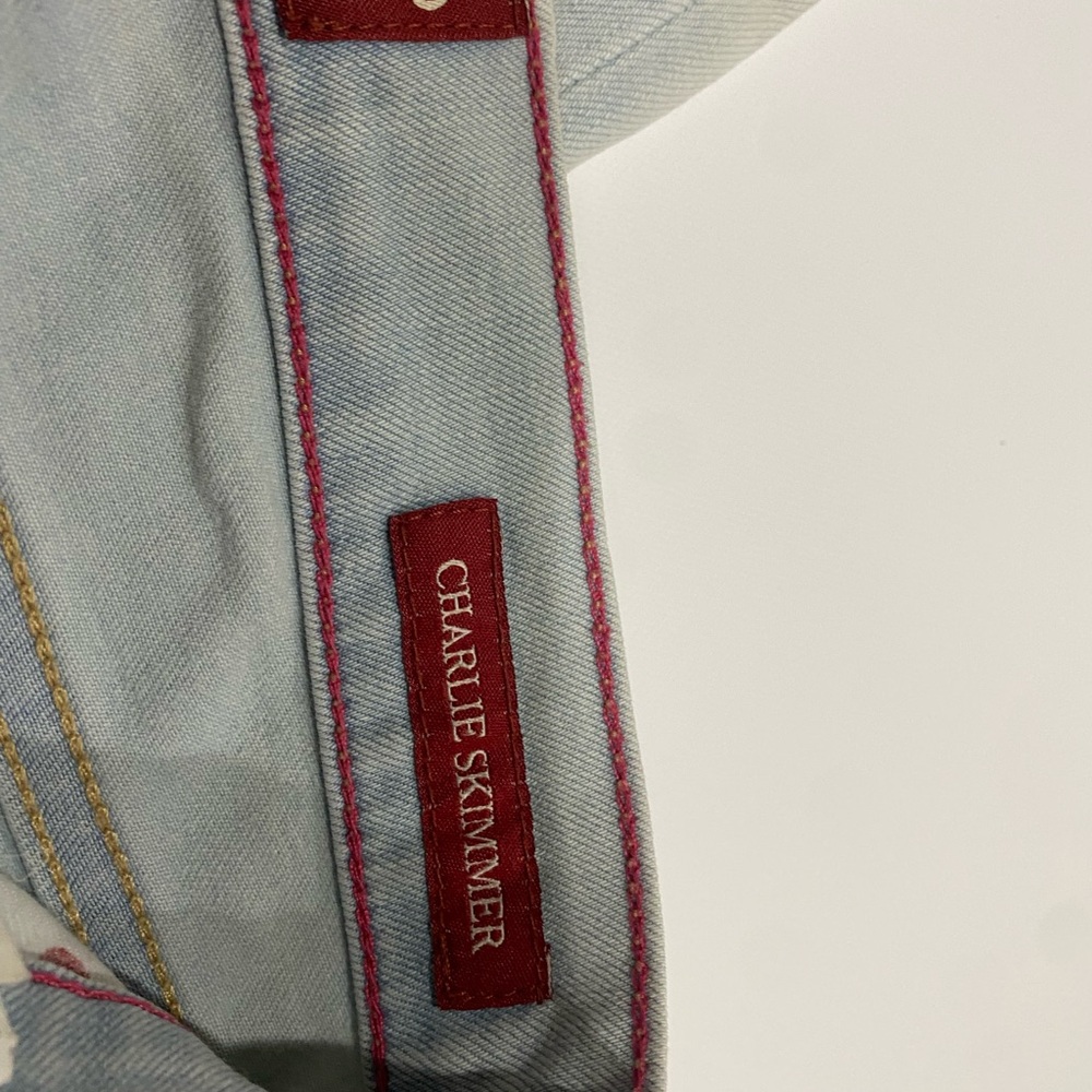 Lucky Brand Light Wash Straight Leg Jeans- Charlie skimmer- SZ 00/24 - Picture 3 of 5